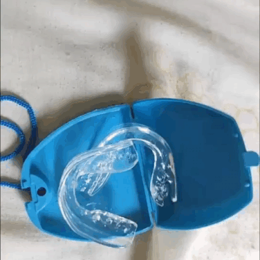 ¡Deja de destruir tus dientes mientras duermes! ¡Pita ahora 2 protectores bucales + ebook!